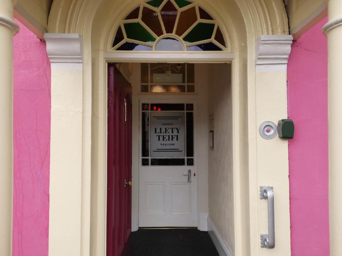 Llety Teifi Guest House Кардиган Екстериор снимка