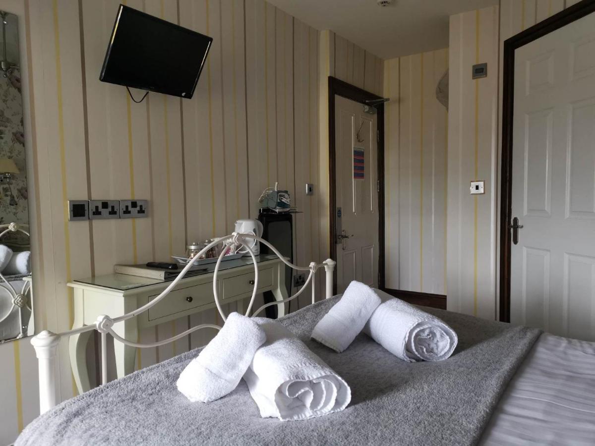 Llety Teifi Guest House Кардиган Екстериор снимка