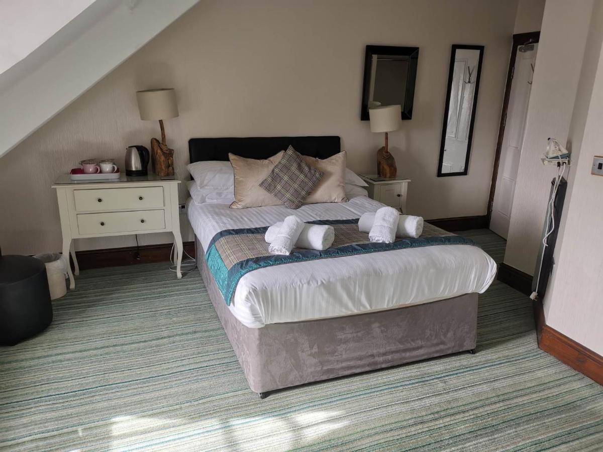Llety Teifi Guest House Кардиган Екстериор снимка