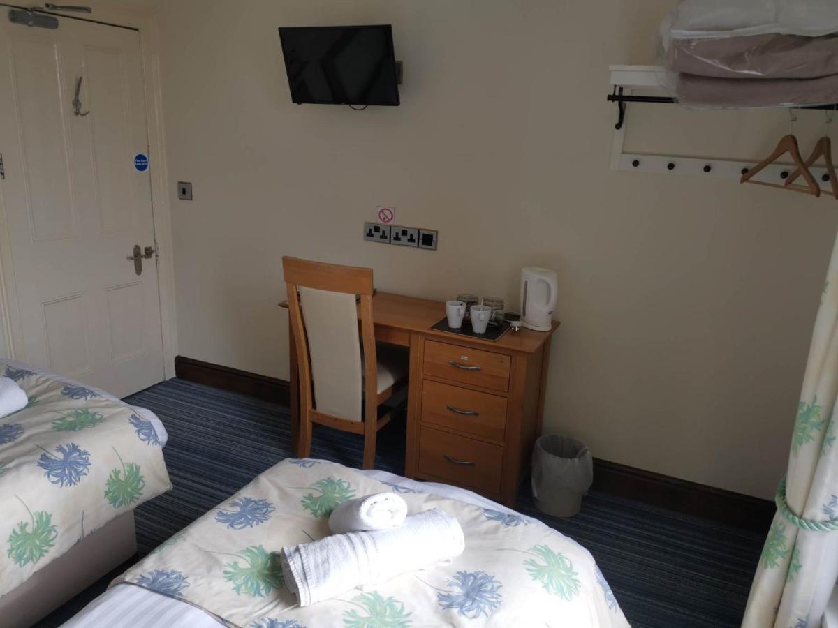 Llety Teifi Guest House Кардиган Екстериор снимка