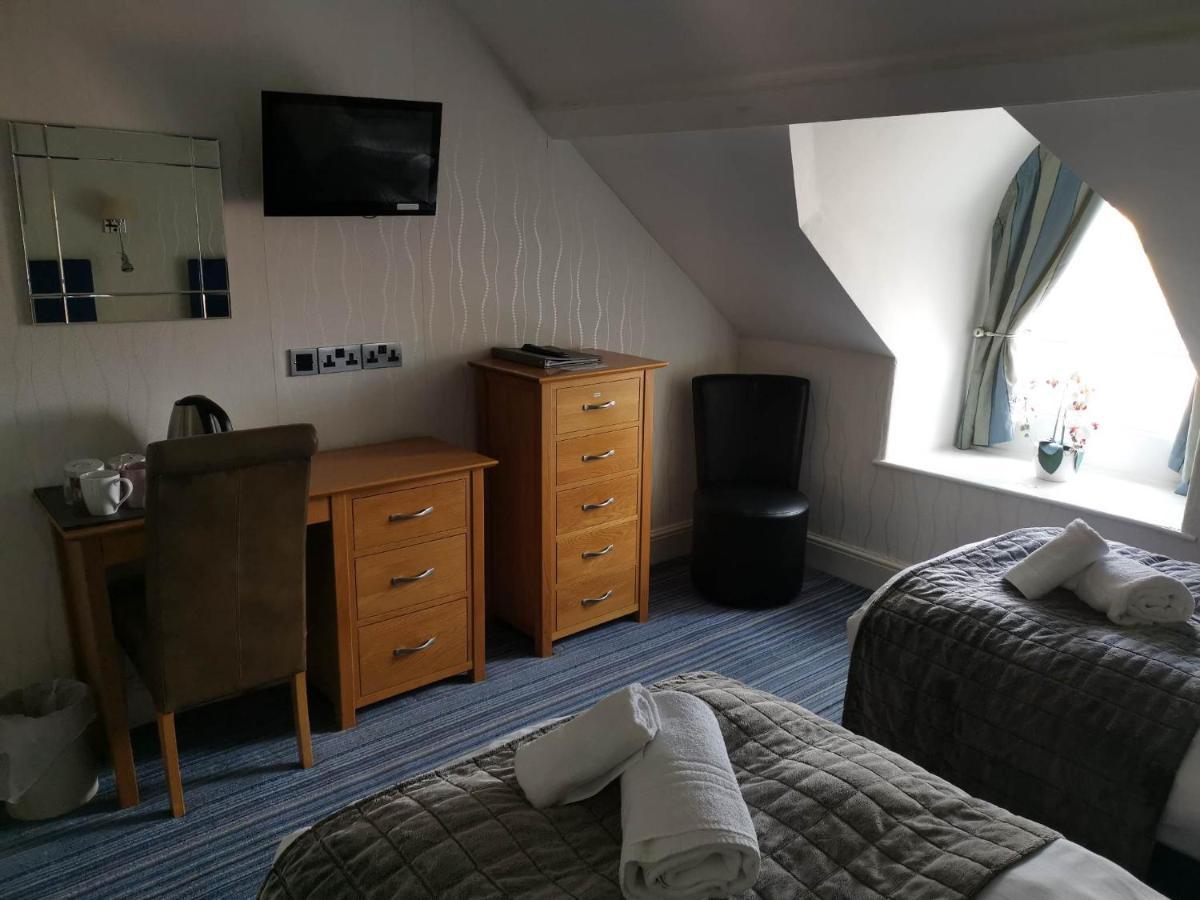 Llety Teifi Guest House Кардиган Екстериор снимка