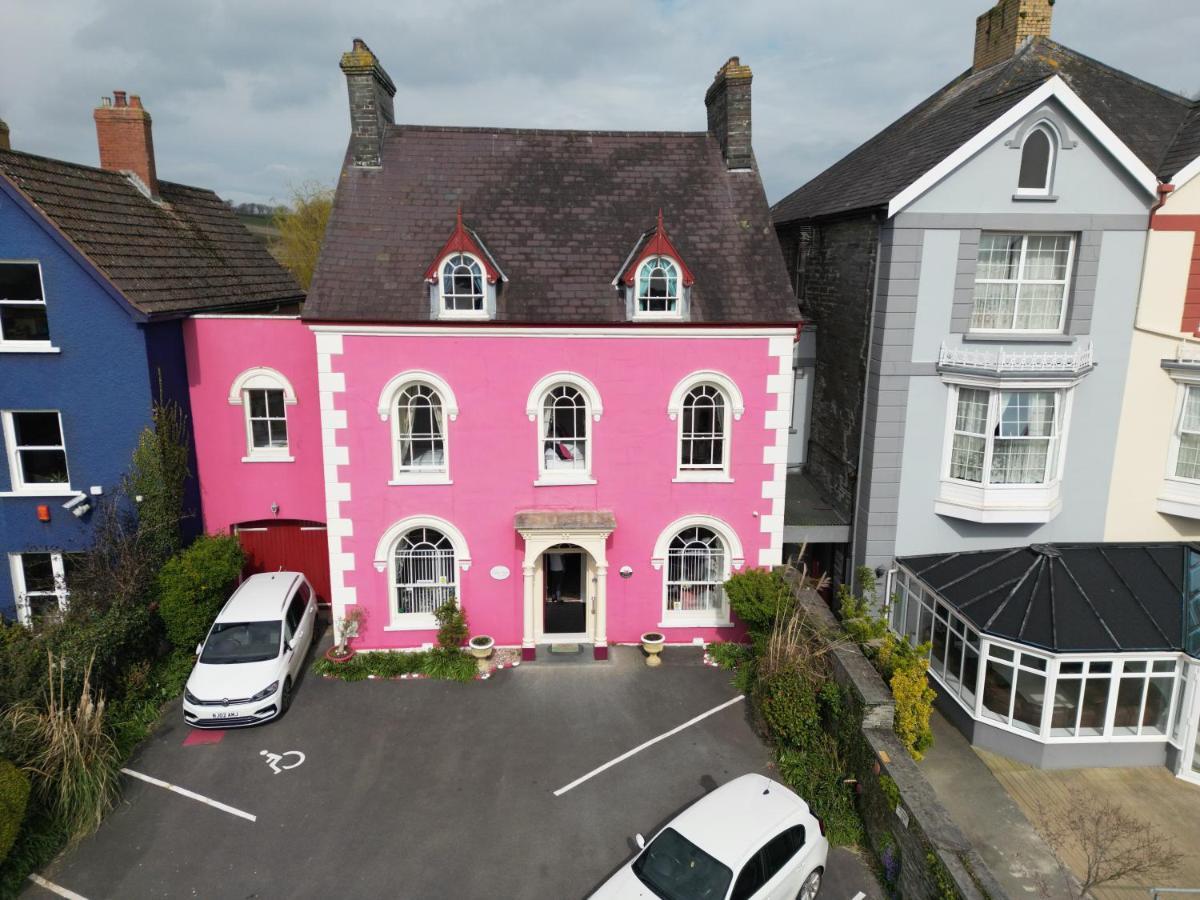 Llety Teifi Guest House Кардиган Екстериор снимка